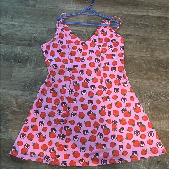 Disney Pixar Cakeworthy plus size 4Xl dress - Picture 2 of 3